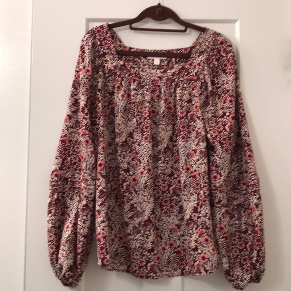 Lauren Conrad long sleeve top